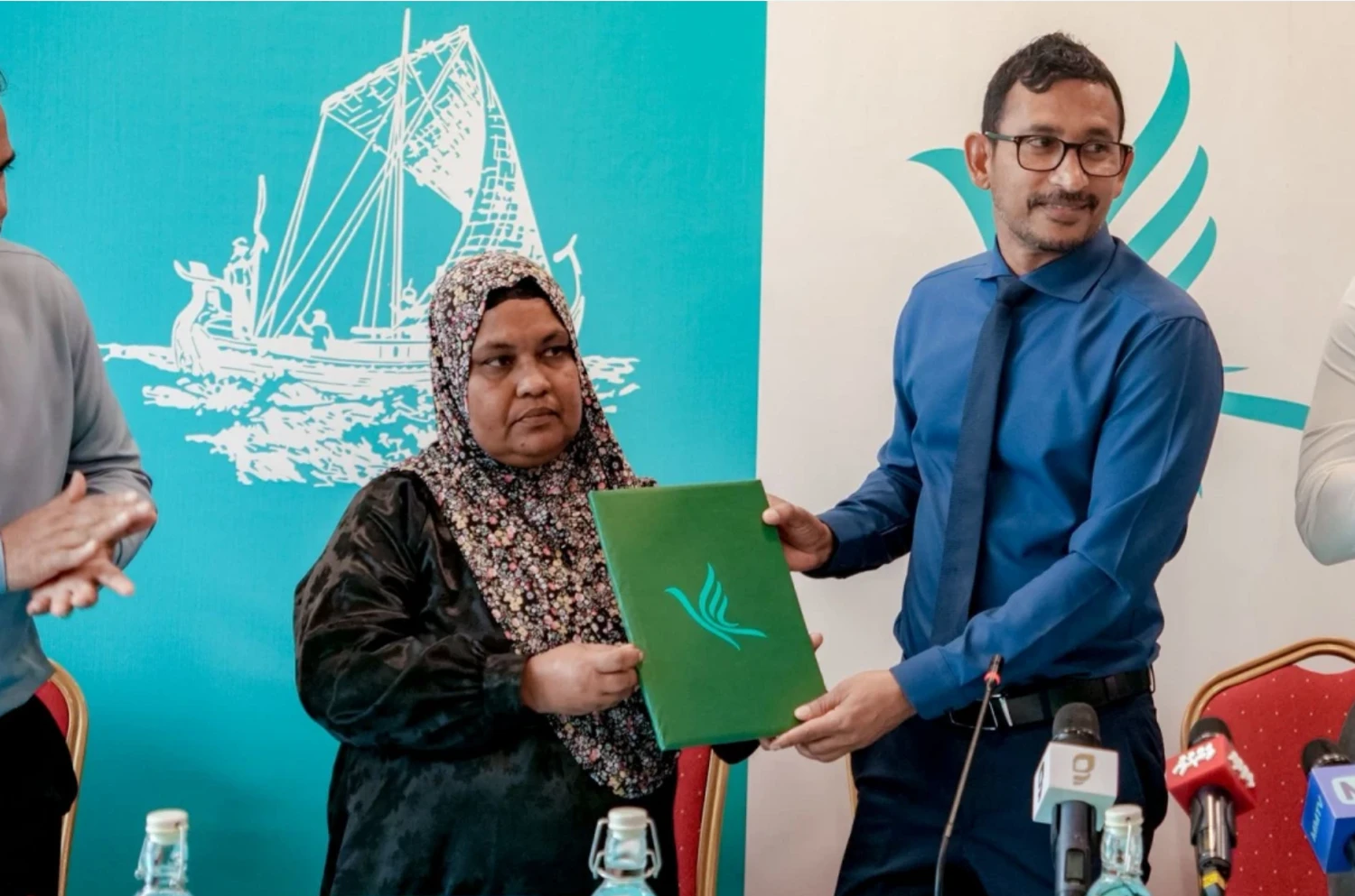 Image for މަންދޫ ކައުންސިލުގެ އިންތިހާބީ މެމްބަރު ޝަހީމާ ޕީއެންސީއަށް service